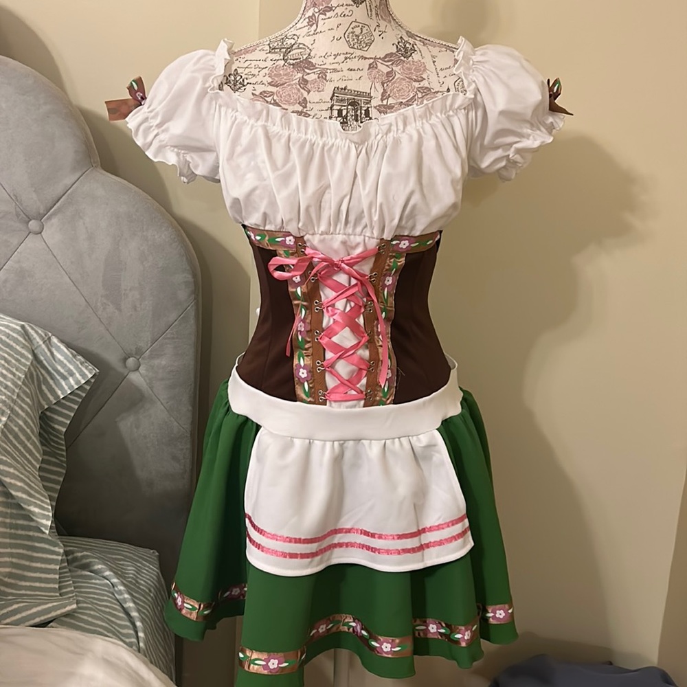 Lucky Beer Girl Costume